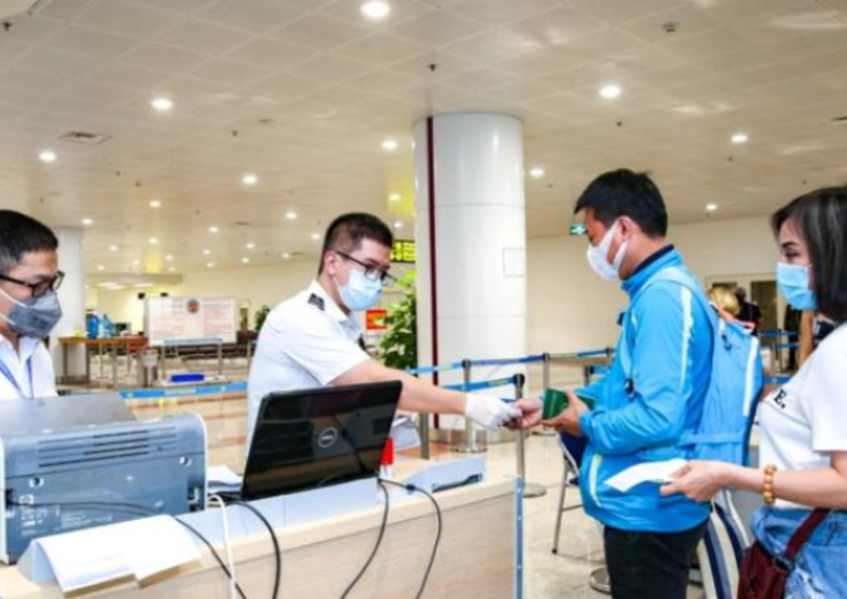 check in trước khi lên máy bay